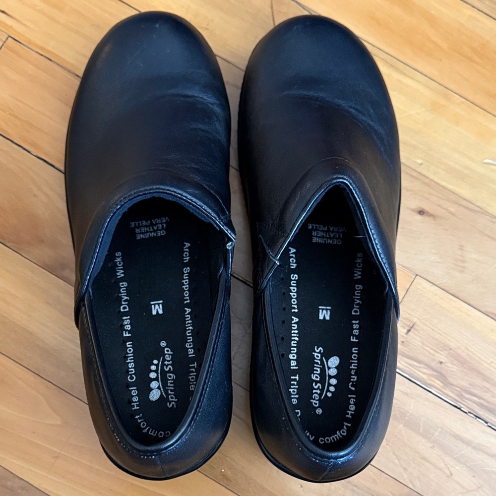 Spring Step Women’s Black Slip-On Leather Comfort Loafers